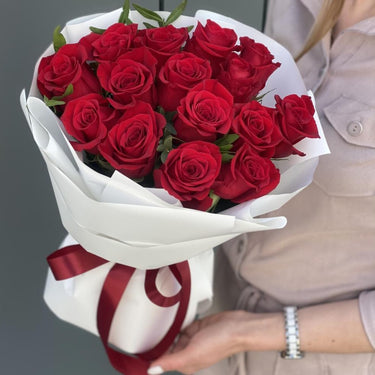 Bouquet of 15 Red Roses